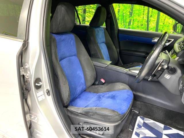 Lexus CT 2015-06 387952-9