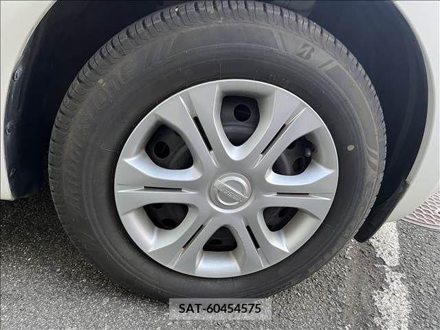 Nissan NOTE 2013-02 279969-10