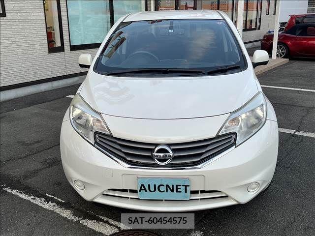 Nissan NOTE 2013-02 279969-2
