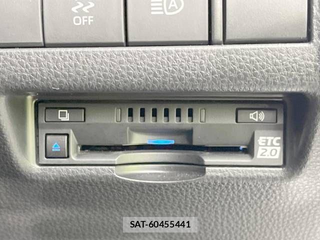 Toyota HARRIER HYBRID 2021-08 452987-6