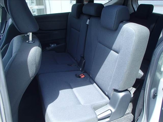 Toyota SIENTA 2017-01 17964-5