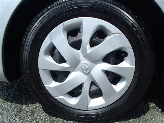 Toyota SIENTA 2017-01 17964-1