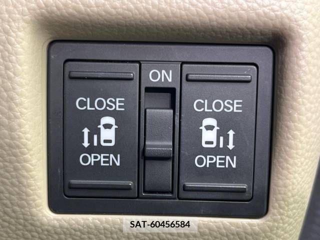 Honda N BOX 2019-10 278432-2
