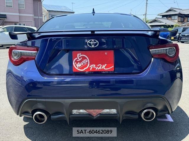 Toyota 86 2018-02 355257-17