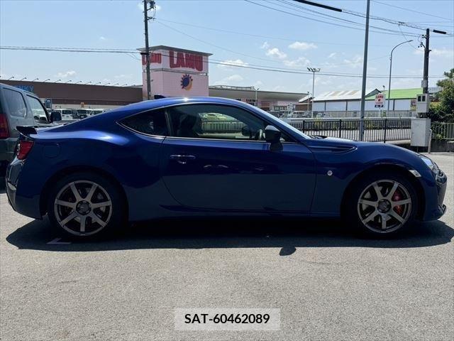 Toyota 86 2018-02 355257-16
