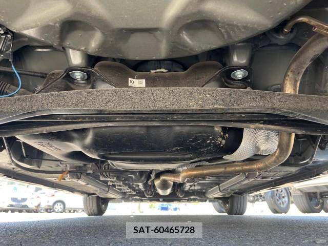 Toyota YARIS 2023-06 371436-19