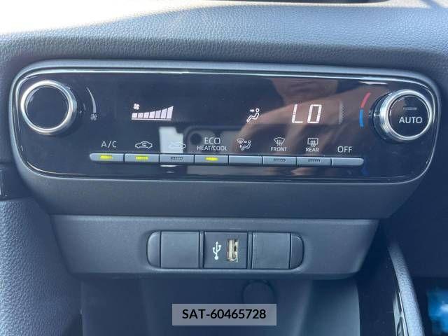 Toyota YARIS 2023-06 371436-5