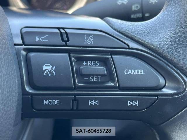 Toyota YARIS 2023-06 371436-4