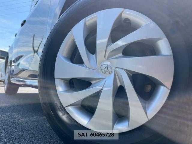 Toyota YARIS 2023-06 371436-13