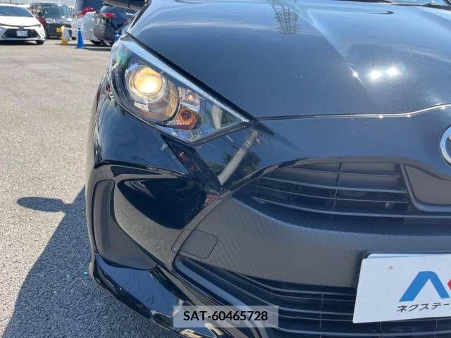 Toyota YARIS 2023-06 371436-12