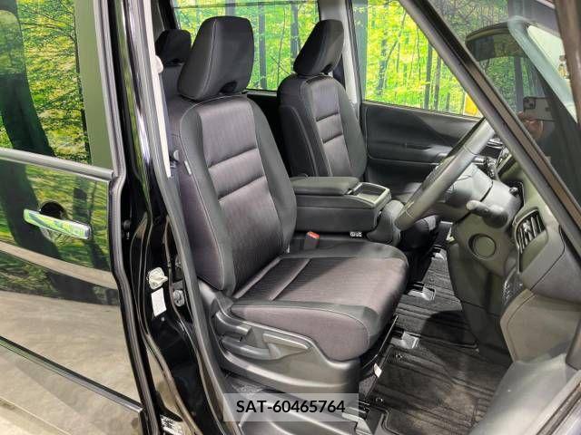 Nissan SERENA 2018-08 352077-9