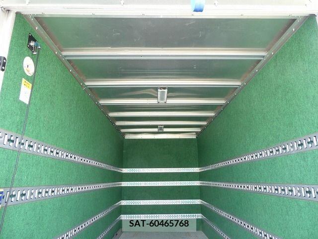 Mitsubishi CANTER 2019-10 294441-7