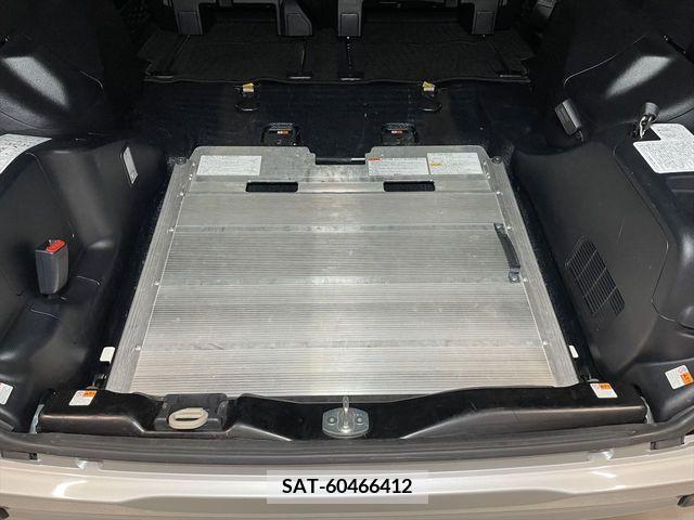 Toyota NOAH 2019-02 227170-6