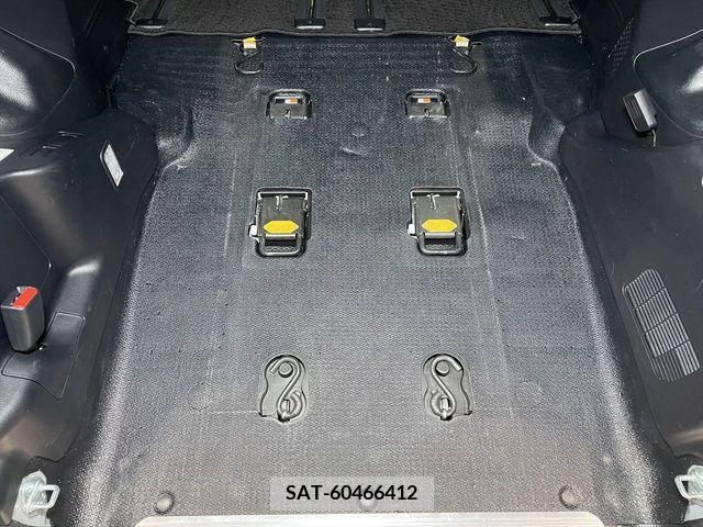 Toyota NOAH 2019-02 227170-5