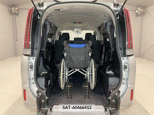 Toyota NOAH 2019-02 227170-4