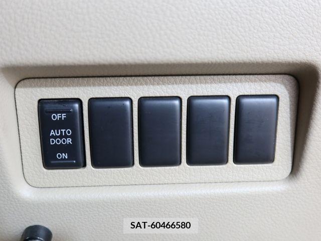 Nissan SERENA 2007-08 324840-18
