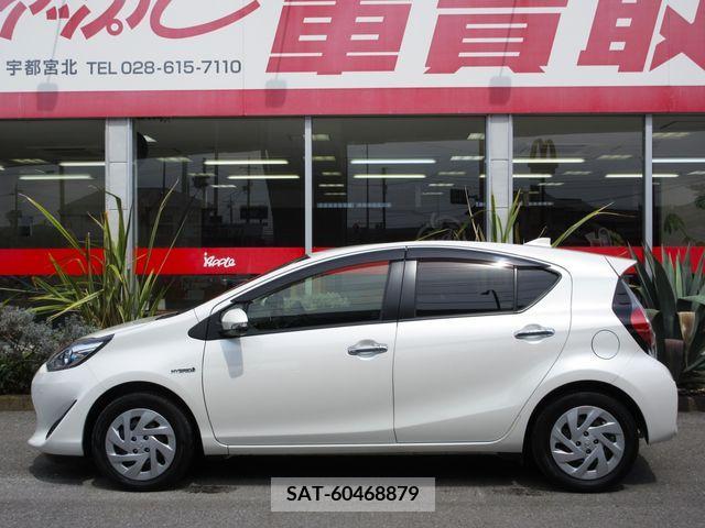 Toyota AQUA 2018-10 234471-17
