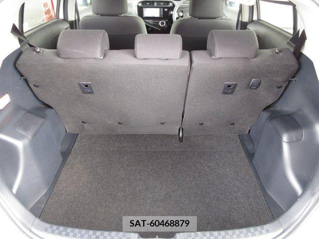 Toyota AQUA 2018-10 234471-26