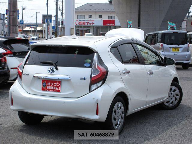 Toyota AQUA 2018-10 234471-2