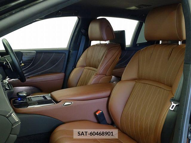 Lexus LS 2018-01 304746-17