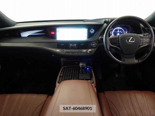 Lexus LS 2018-01 304746-11
