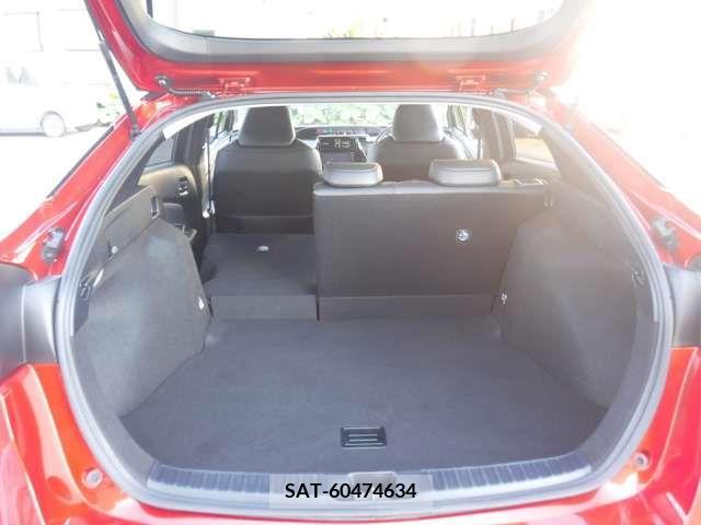 Toyota PRIUS 2017-09 282120-14