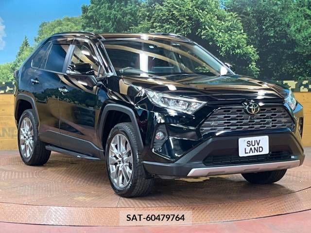 Toyota RAV4 2021-11 393582-16