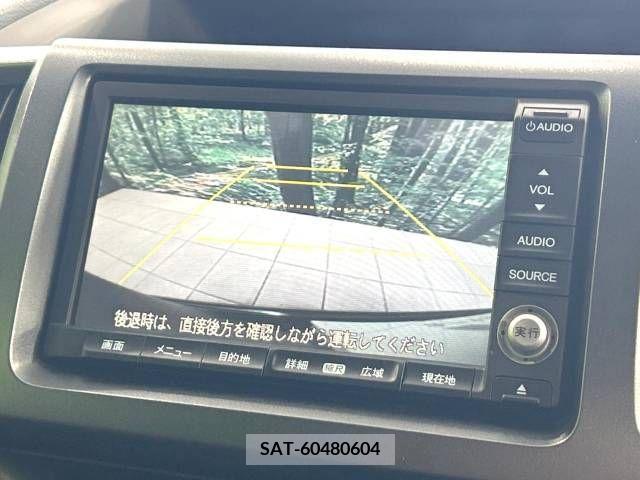 Honda e 2010-08 385381-4