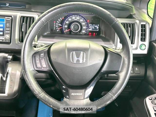 Honda e 2010-08 385381-12