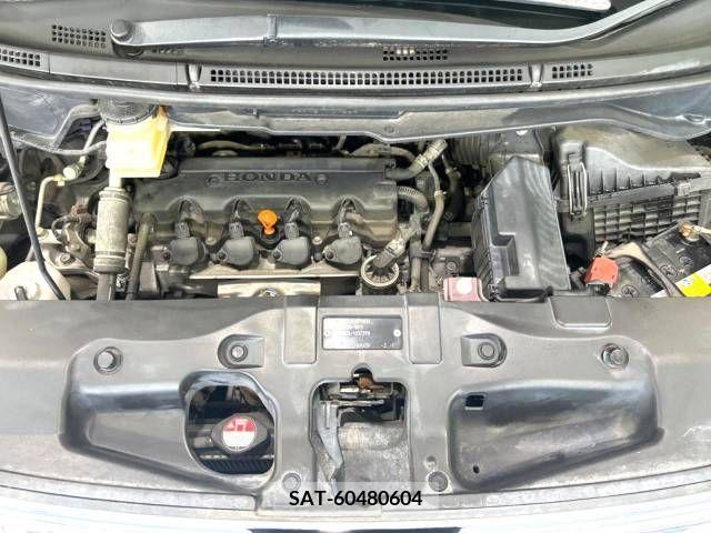 Honda e 2010-08 385381-19
