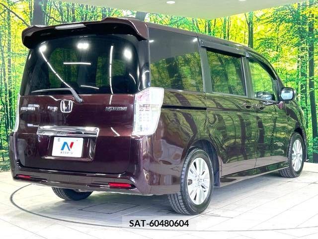 Honda e 2010-08 385381-18