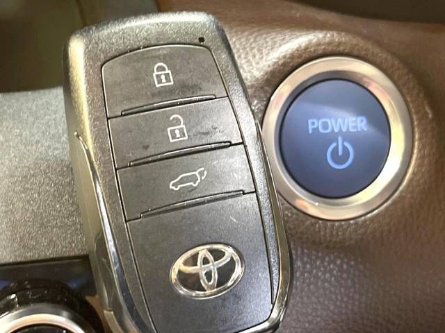 Toyota YARIS CROSS 2022-07 26447-6
