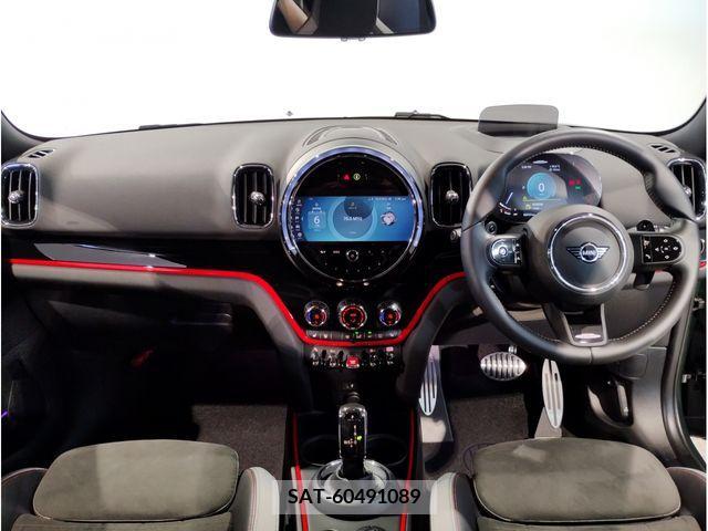 Bmw MINI 2023-03 333235-1