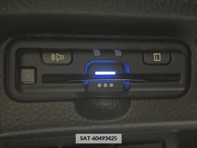 Honda N BOX CUSTOM 2022-02 336234-7