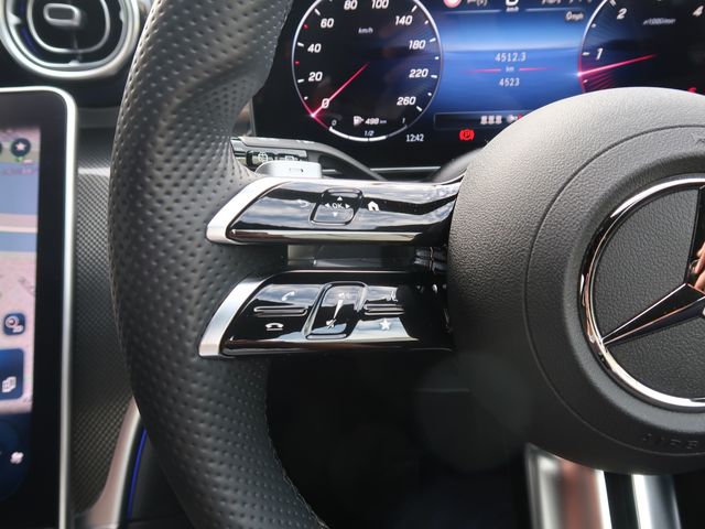 Mercedes Benz C-CLASS 2022-08 17477-14