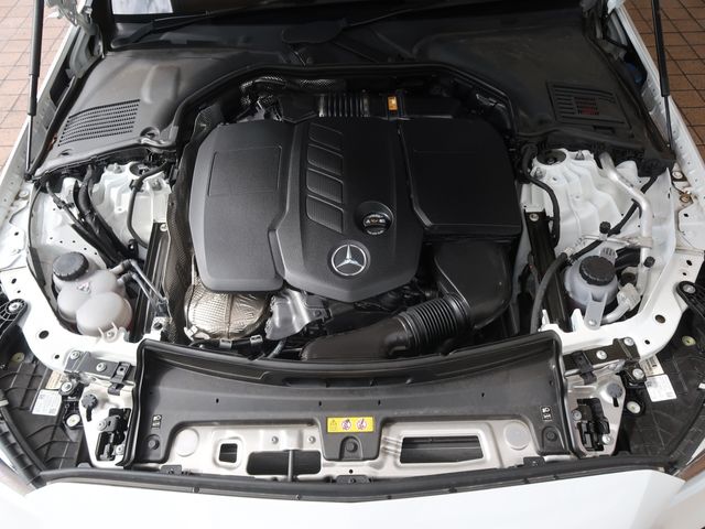 Mercedes Benz C-CLASS 2022-08 17477-24
