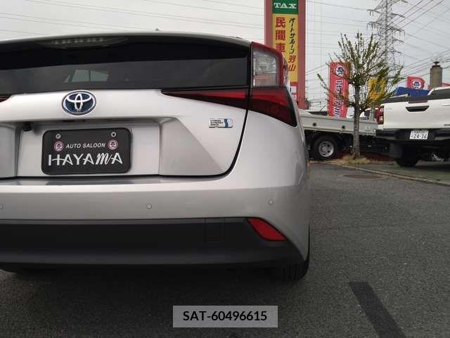 Toyota PRIUS 2020-05 282253-12