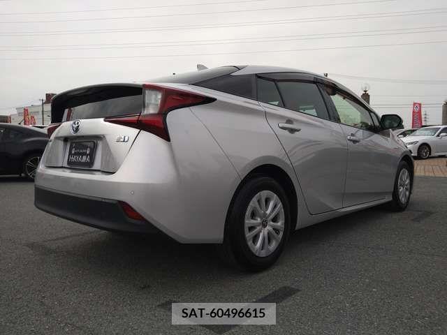 Toyota PRIUS 2020-05 282253-4