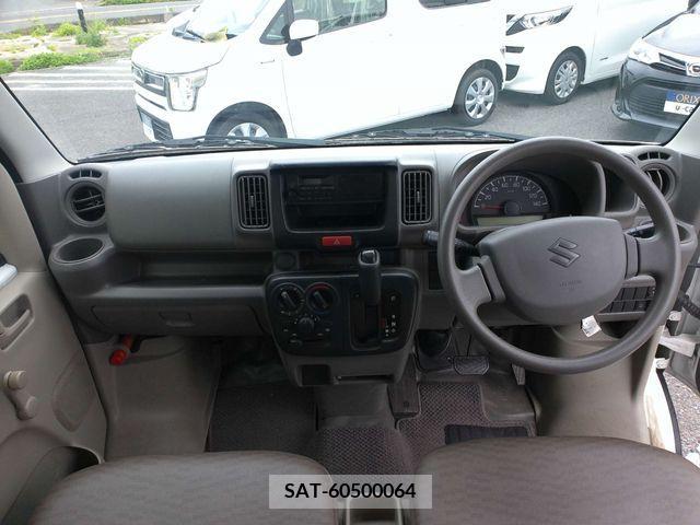 Suzuki EVERY 2017-03 236532-1