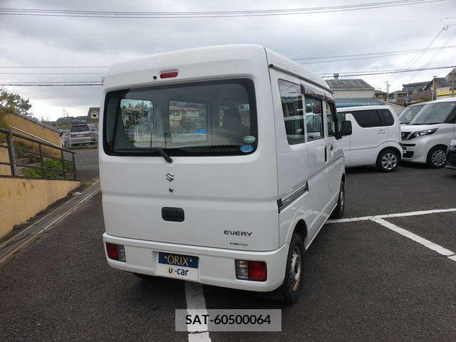 Suzuki EVERY 2017-03 236532-2
