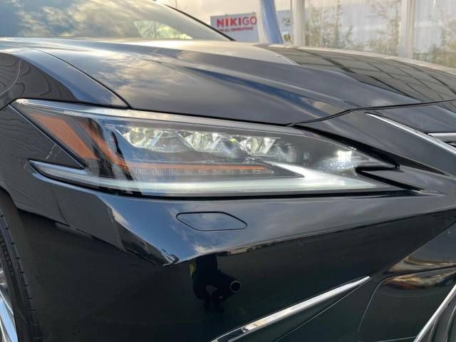 Lexus ES 2019-07 193428-12