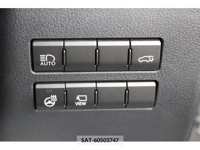 Lexus NX 2018-02 275611-4