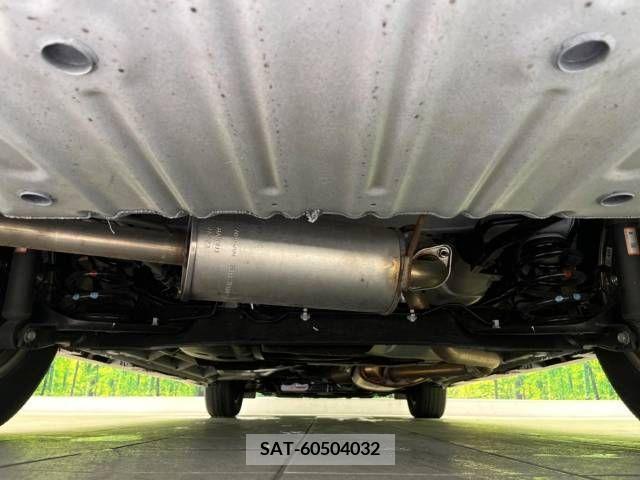 Nissan SERENA 2023-03 332726-19