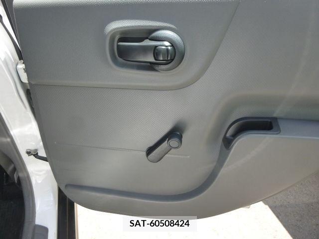 Nissan AD VAN 2018-06 353185-20