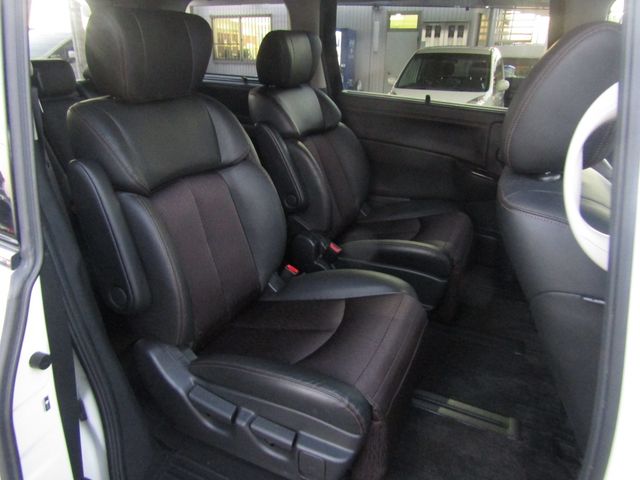 Nissan ELGRAND 2019-07 192512-11