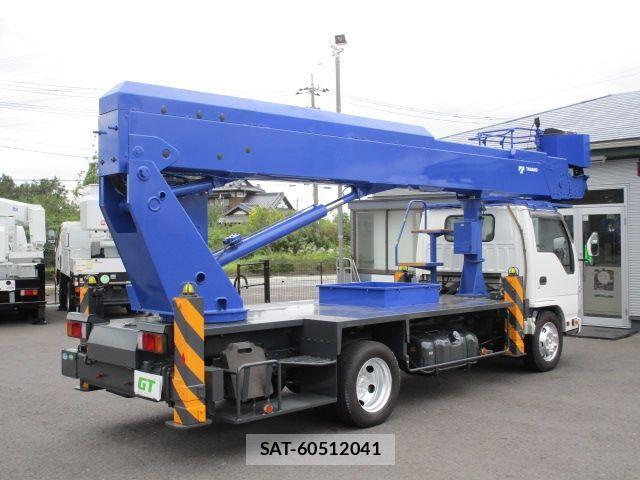 Isuzu ELF TRUCK 2019-04 446126-3