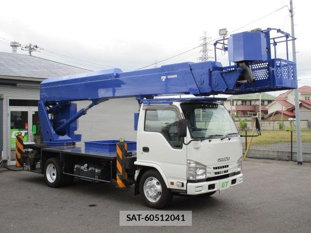 Isuzu ELF TRUCK 2019-04 446126-1