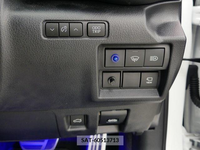 Lexus IS 2023-06 316801-12
