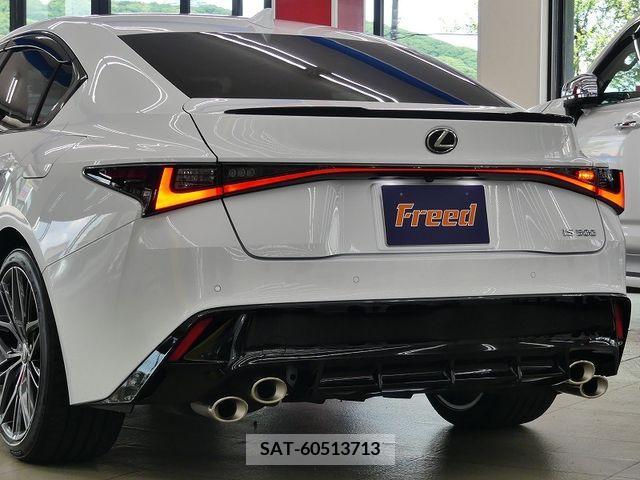 Lexus IS 2023-06 316801-9