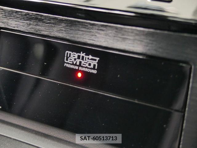 Lexus IS 2023-06 316801-14